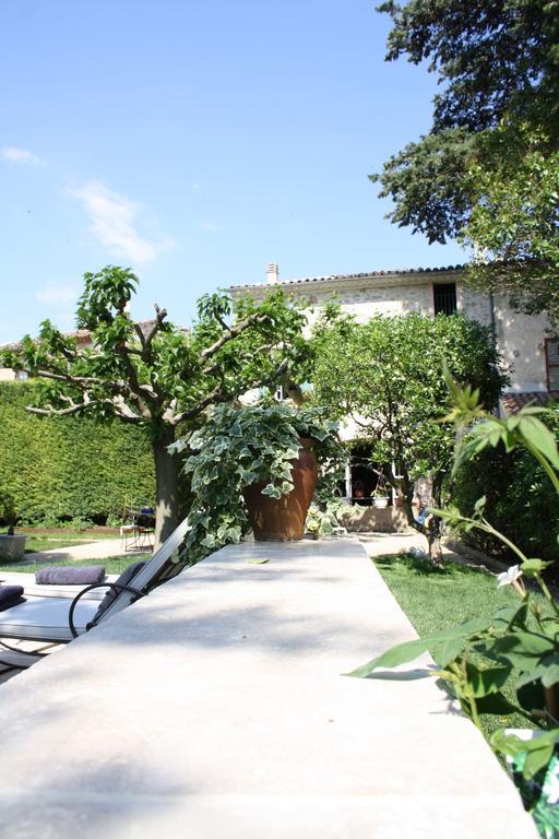L'Abri Du Poete Bed & Breakfast Besse-sur-Issole Екстериор снимка